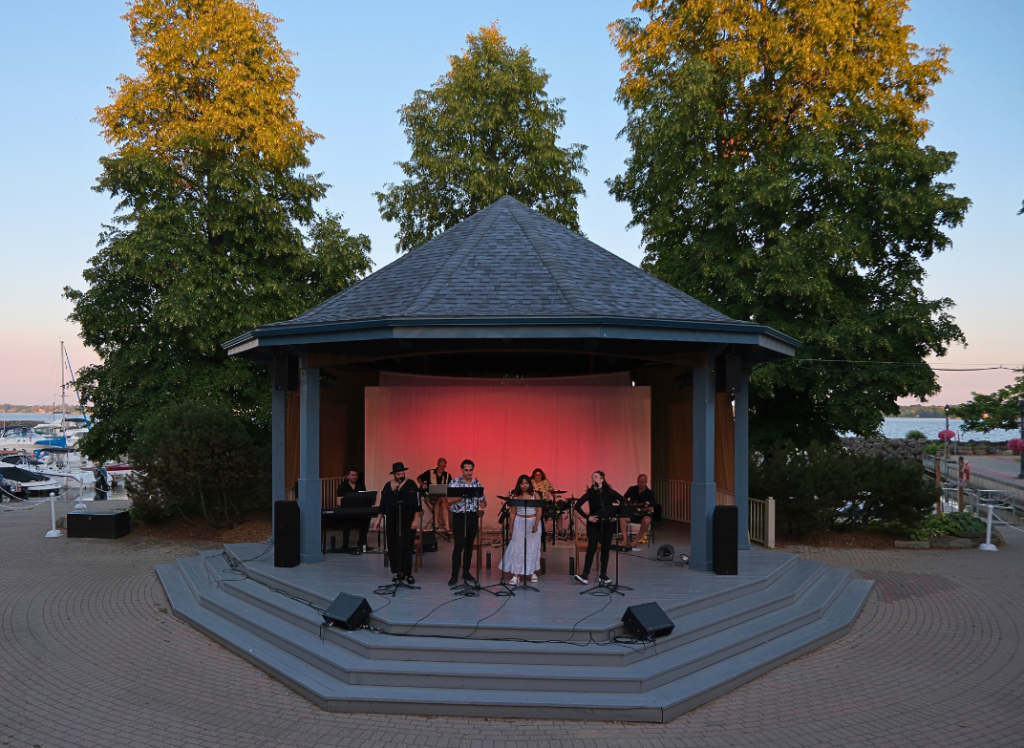 The Company of Play On performing in the amphitheatre